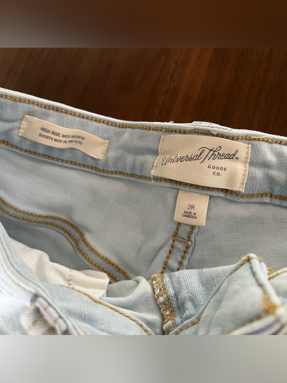 Target Universal Thread High Rise Midi Denim Shorts 2R - Picture 3 of 4